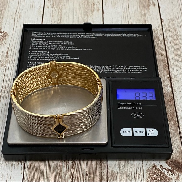 Unsigned 2- Tone Wide Cuff Rope Enamel Bangle Hinged Bracelet - Picture 8 of 11